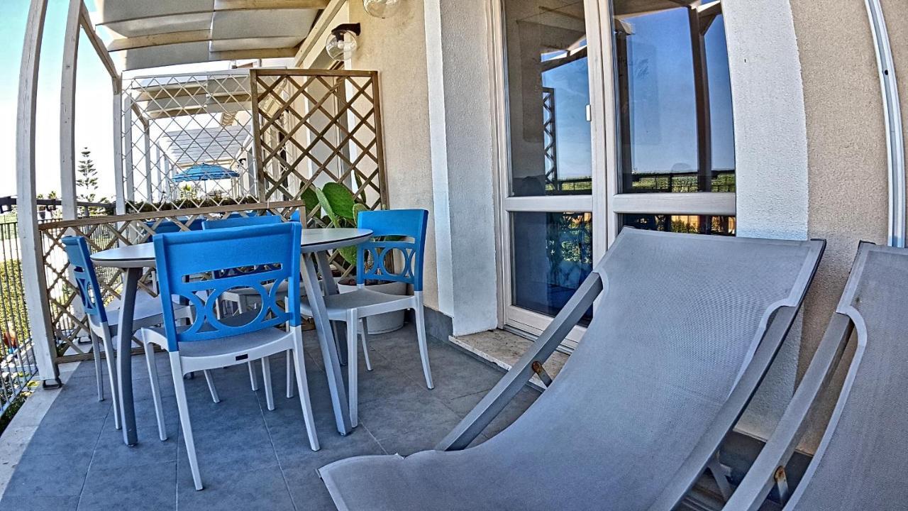 Asinaro Residence - Fronte Mare Calabernardo Exterior foto